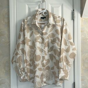 NWT Ann Taylor Oversize Linen Floral Button Down Shirt in Elegant Cream and Tan